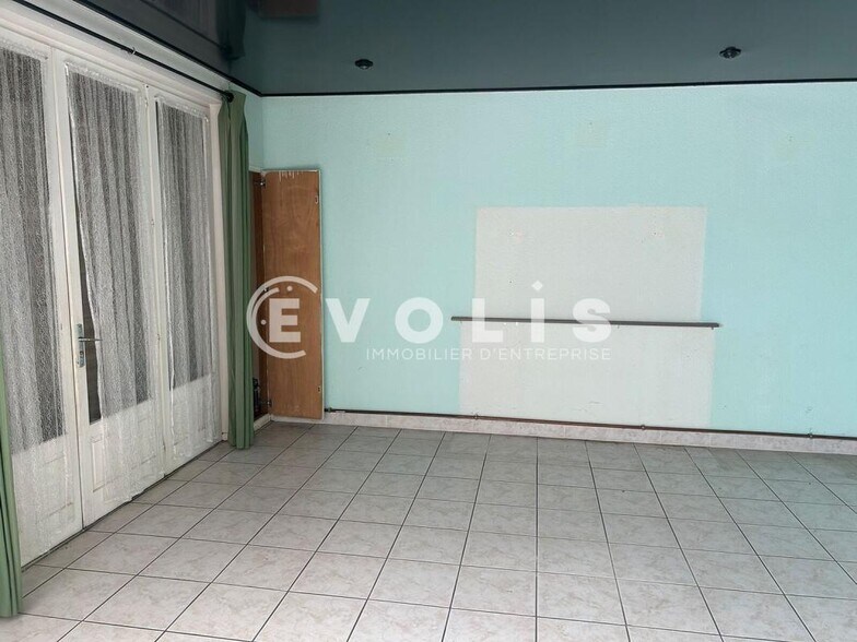 Office in Le Bouscat for sale - Interior Photo - Image 3 of 4