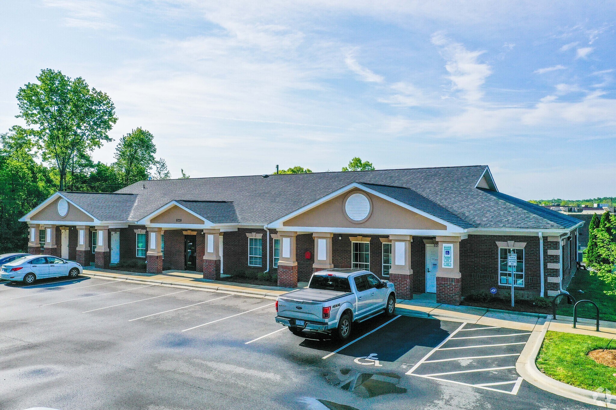 9729 Northeast Pky, Matthews, NC for lease Primary Photo- Image 1 of 8