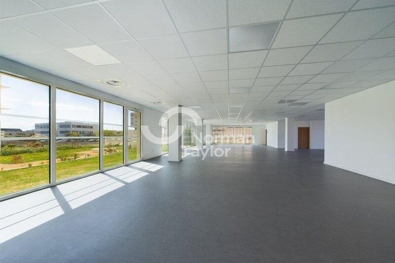 Office in Montpellier for lease Building Photo- Image 1 of 19