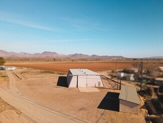 Plus de détails pour 104 E 2nd St, Safford, AZ - Industriel à vendre