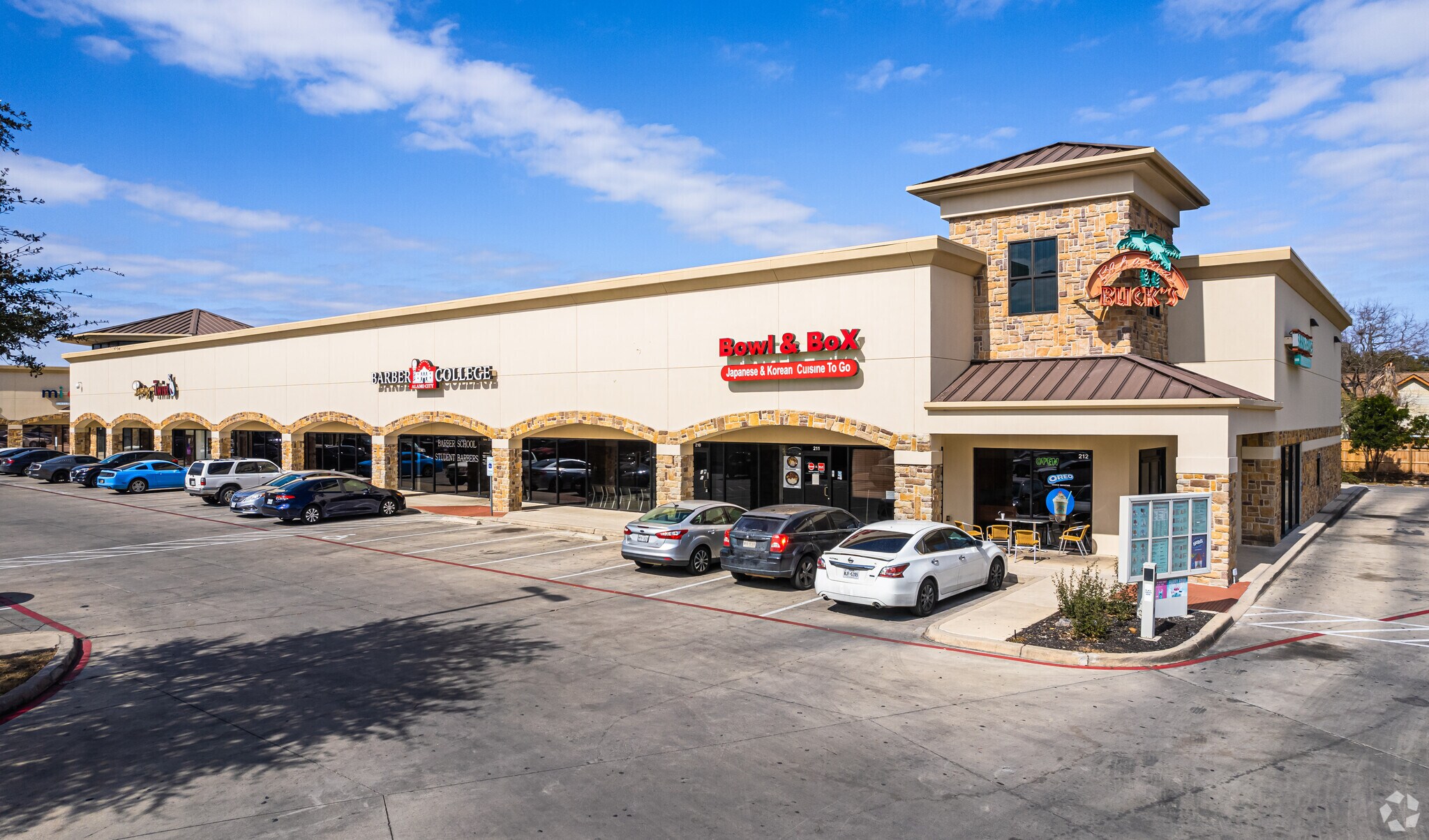 8910 Bandera Rd, San Antonio, TX for lease Primary Photo- Image 1 of 8