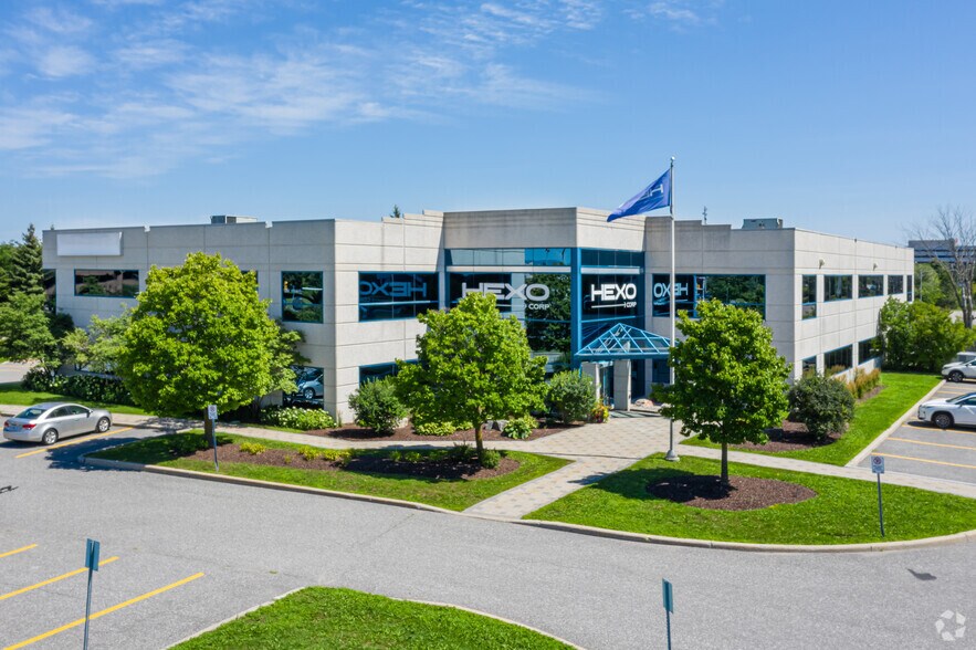 3000 Solandt Rd, Ottawa, ON à louer - Photo principale - Image 1 de 7