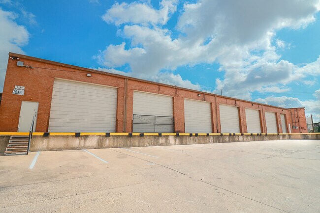 More details for 1915 Empire Central, Dallas, TX - Industrial for Lease
