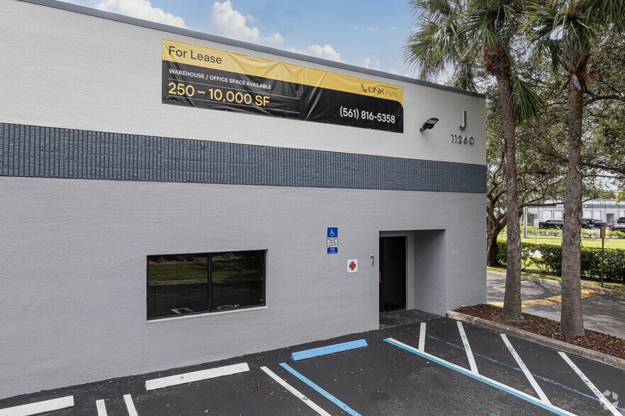 11260 Fortune Cir, Wellington, FL for lease - Building Photo - Image 3 of 8