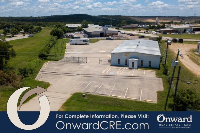 Plus de détails pour 22002 Woodway Dr, Waco, TX - Industriel à vendre