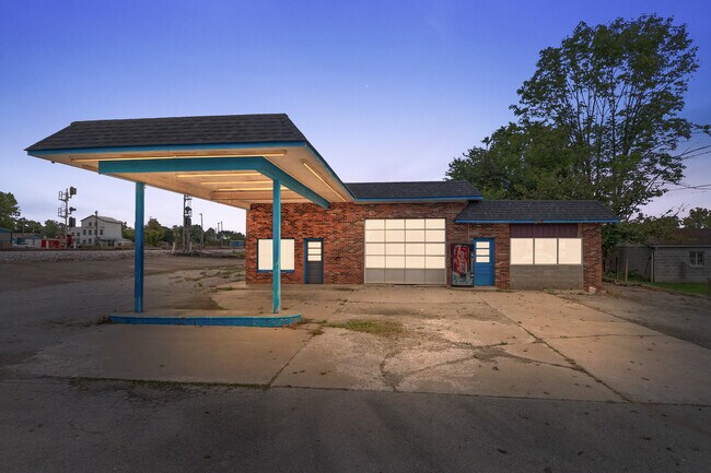 More details for 331 Main St, Lebanon Junction, KY - Flex for Sale