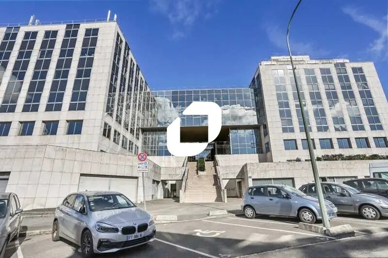 21-37 Rue De Stalingrad, Arcueil for lease Primary Photo- Image 1 of 37