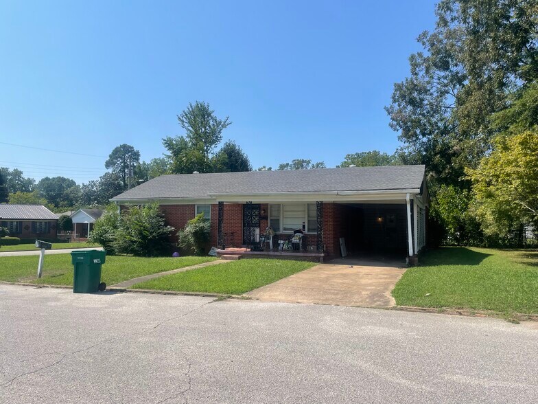 Jackson Rental Portfolio portefeuille de 6 propriétés à vendre sur LoopNet.ca - Photo du bâtiment - Image 1 de 12