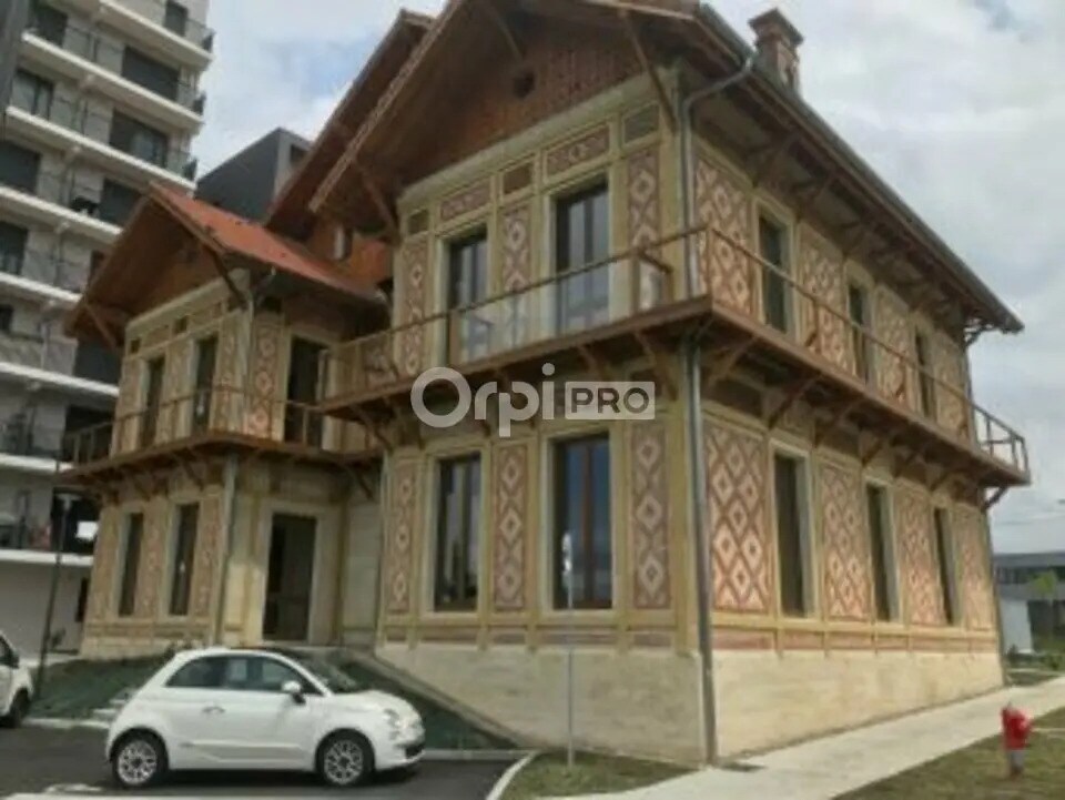 Bureau dans Lormont à vendre Photo du bâtiment- Image 1 de 13