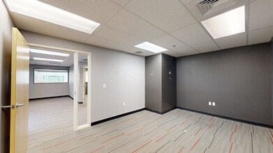 490 Mendocino Ave, Santa Rosa, CA for lease Building Photo- Image 2 of 7