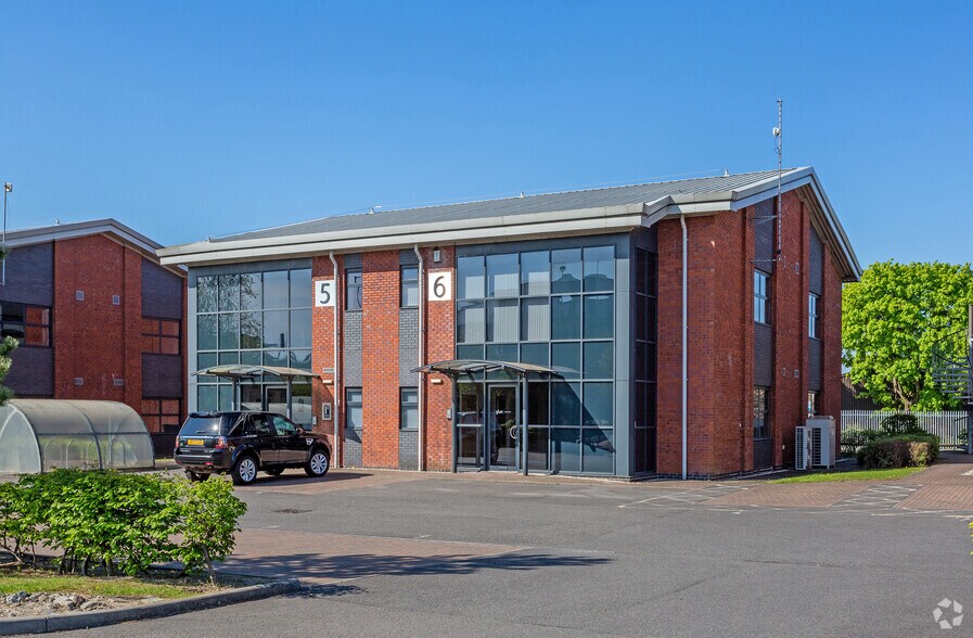 Shepcote Ln, Sheffield à louer - Photo du bâtiment - Image 2 de 4