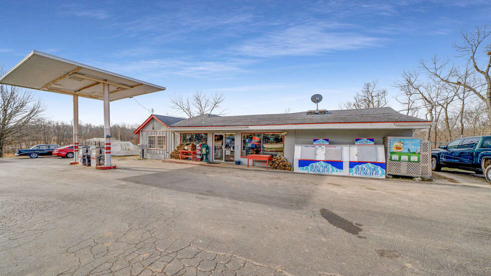 6098 N State Highway 7, Roach, MO for sale - Primary Photo - Image 1 of 1