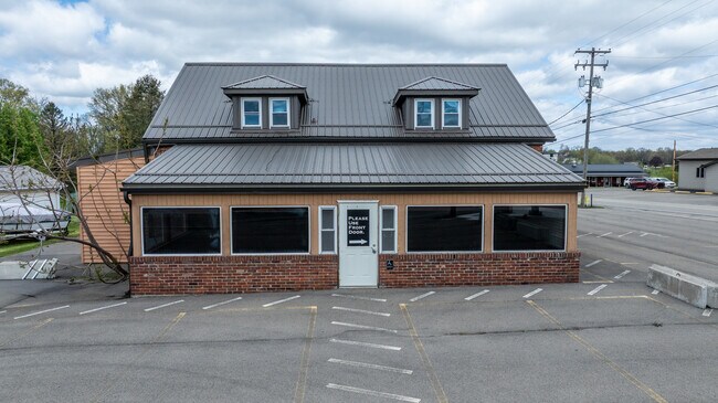 More details for 500 N Pike Rd, Sarver, PA - Office for Sale