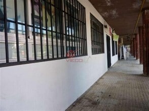Retail in Cuenca, Cuenca for lease Interior Photo- Image 2 of 22