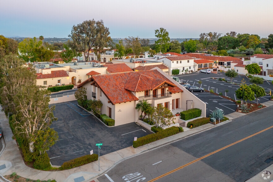 6051 El Tordo, Rancho Santa Fe, CA à vendre - Aérien - Image 3 de 9