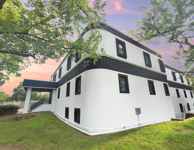 1515-1555 S Clarkson St, Charlotte, NC à louer - Photo du bâtiment - Image 1 de 15