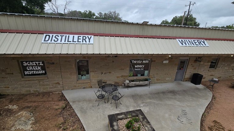 101 County Road 257, Liberty Hill, TX à vendre - Photo principale - Image 1 de 8