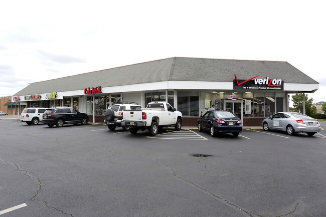 More details for 8 Princeton Hightstown Rd, Hightstown, NJ - Office/Retail for Lease