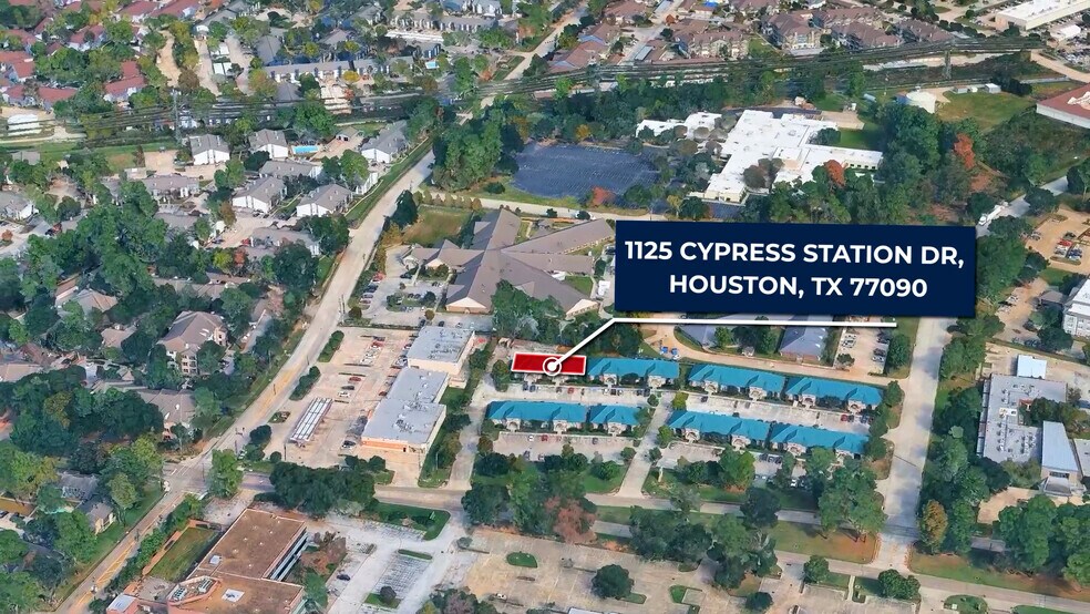1125 Cypress Station Dr, Houston, TX à louer - Photo du bâtiment - Image 2 de 5