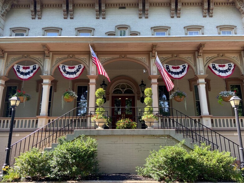 800 W 4th St, Williamsport, PA à louer - Photo du bâtiment - Image 2 de 26