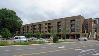 Plus de détails pour 200 Manufacturers Rd, Chattanooga, TN - Commerce de détail à louer