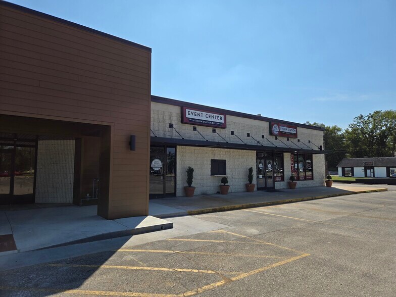 705 Illinois Ave, Joplin, MO à louer - Photo du bâtiment - Image 3 de 9