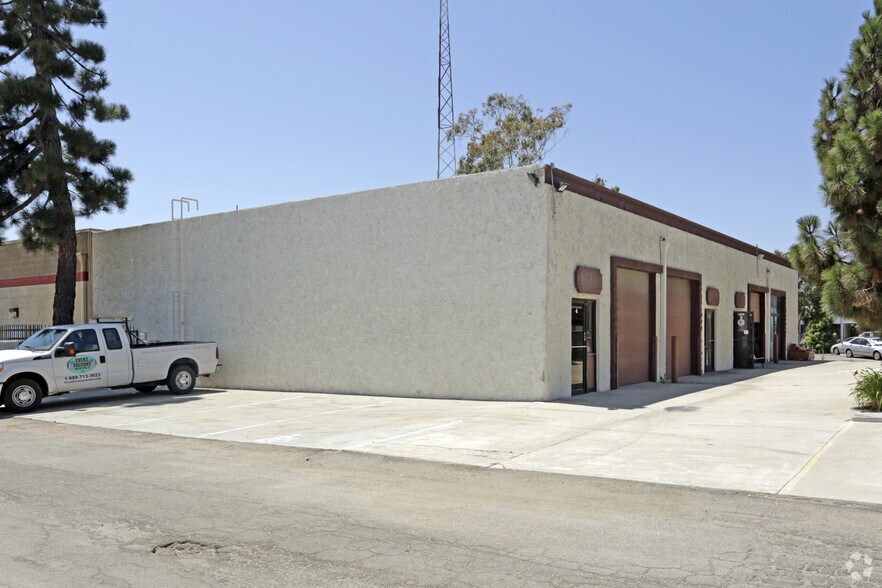 1412 Tower Sq, Ventura, CA à louer - Photo du bâtiment - Image 3 de 6
