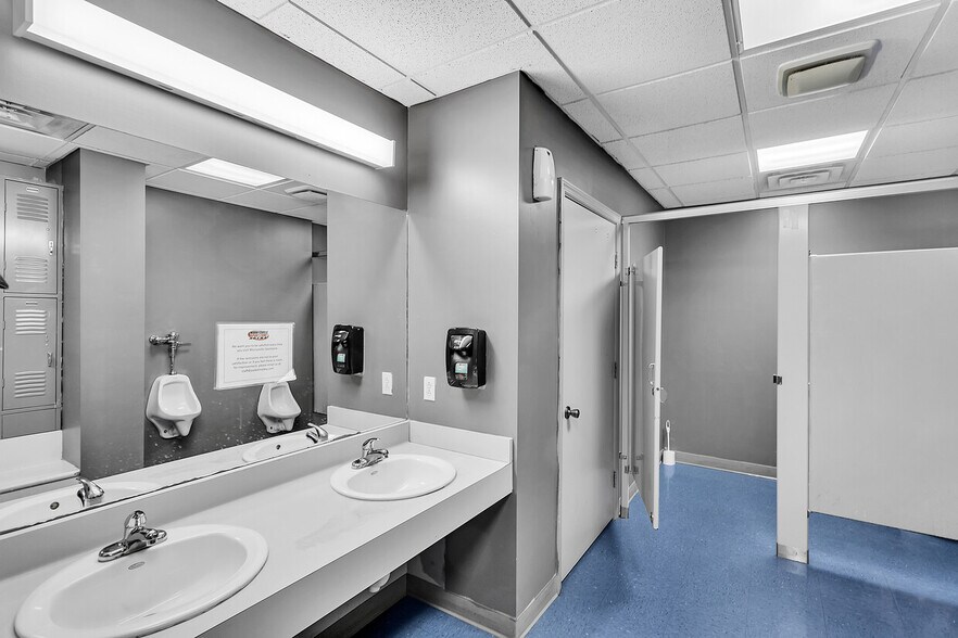 4491 School Rd S, Murrysville, PA à vendre - Photo intérieure - Image 3 de 45