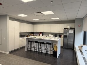 230 W Monroe St, Chicago, IL for lease Interior Photo- Image 2 of 5