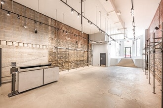 2138-2140 Rue de la Montagne, Montréal, QC for lease Interior Photo- Image 2 of 3