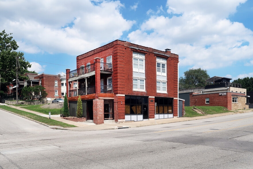 1744 Broadway, Kansas City, MO for sale - Primary Photo - Image 2 of 13
