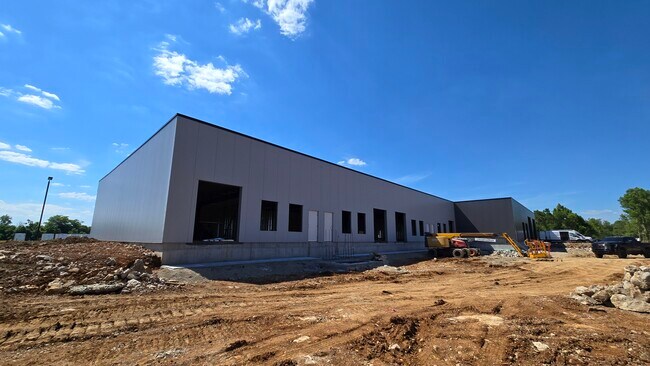 Plus de détails pour 5400 E Division St, Mt Juliet, TN - Industriel à louer