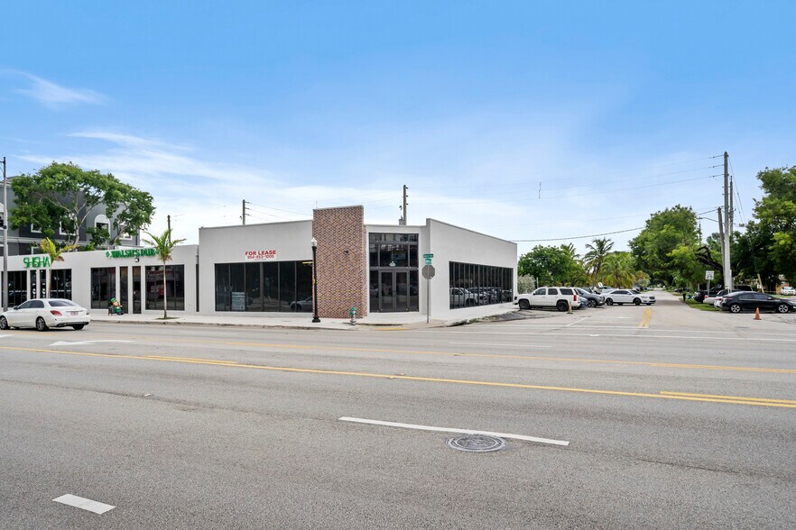2215 N Federal Hwy, Hollywood, FL à louer - Photo du bâtiment - Image 3 de 40