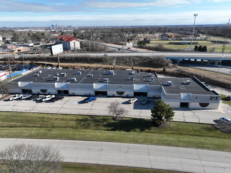 2643-2707 Rand Rd, Indianapolis, IN à louer - Photo du bâtiment - Image 2 de 5