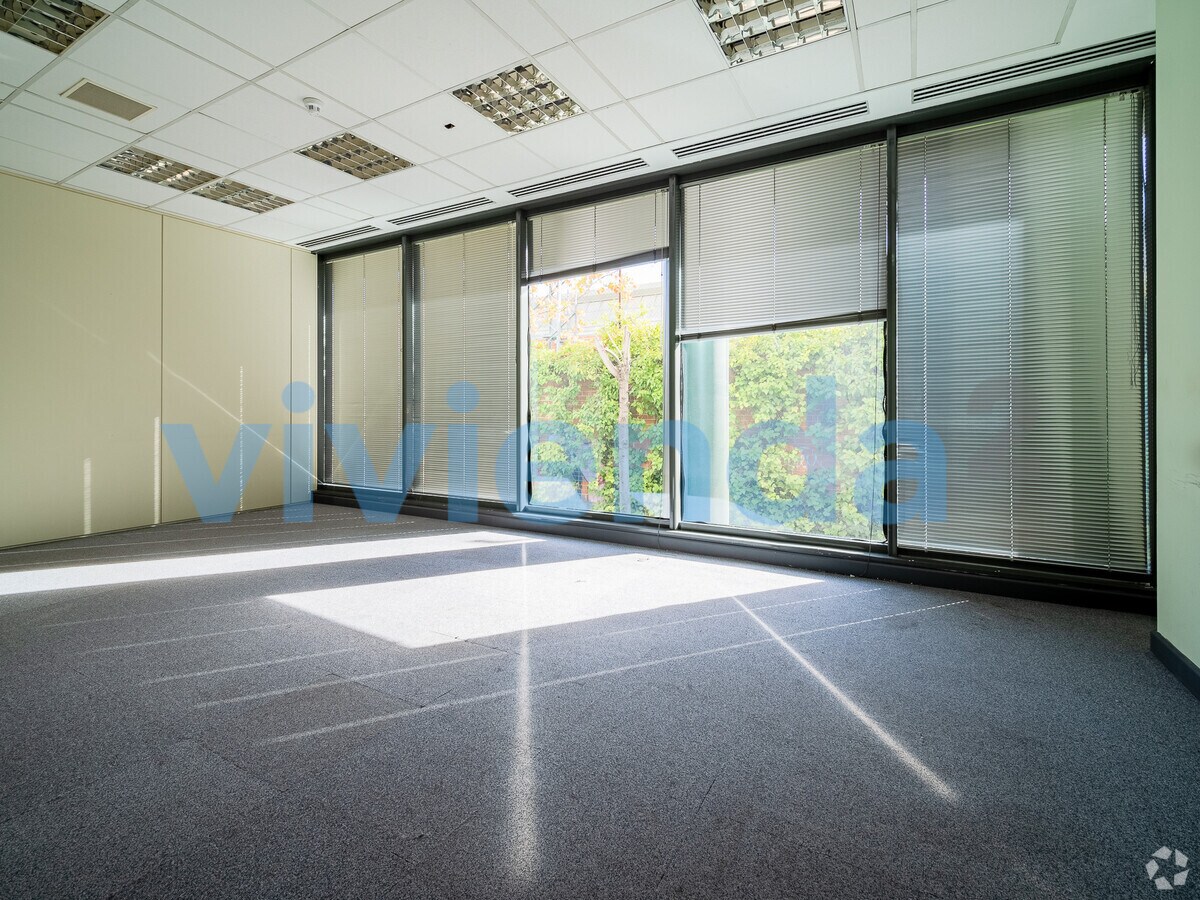 Madrid, MAD 28037 -  -  - Photo intérieure - Image 1 of 12