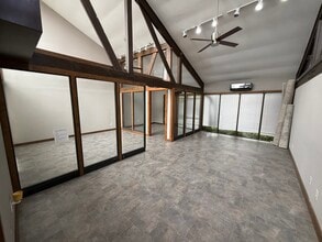 18935 N I-45, Spring, TX à louer Photo intérieure- Image 1 de 1