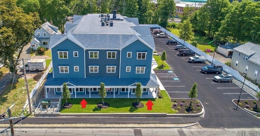 181 S Franklin St, Holbrook, MA à vendre - Photo du bâtiment - Image 2 de 14