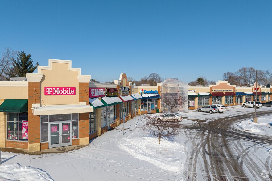 14855-14885 S Robert Trl, Rosemount, MN à louer - Photo du bâtiment - Image 1 de 4