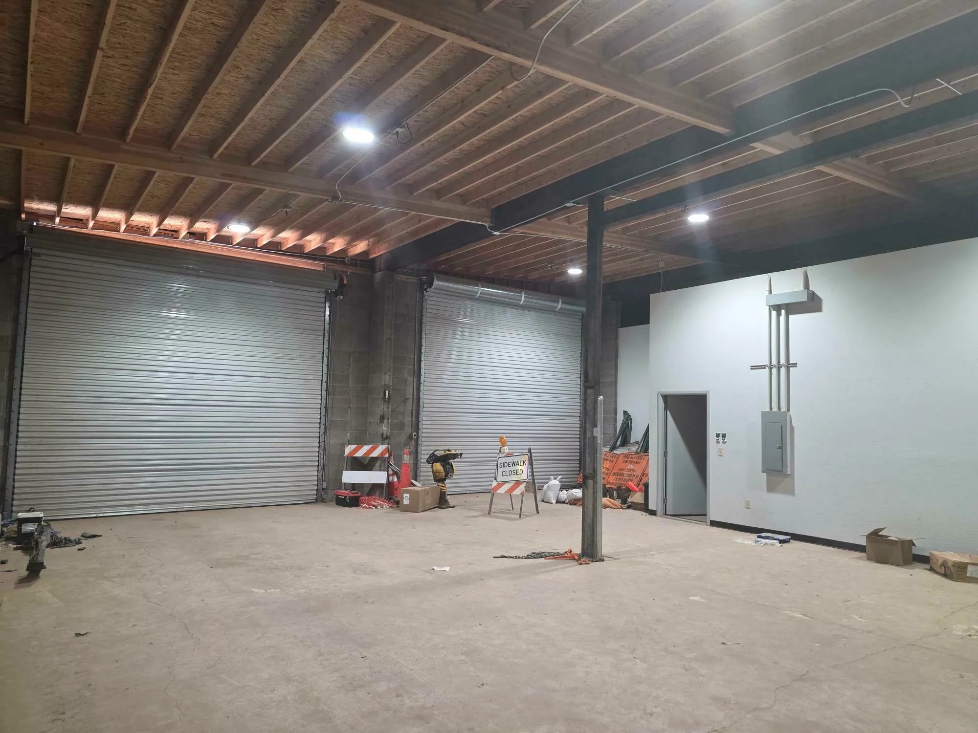 1246 W Tee St, Casa Grande, AZ for lease Interior Photo- Image 1 of 11