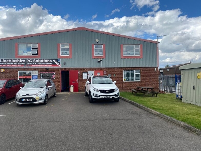 Farrier Rd, Lincoln for lease - Building Photo - Image 3 of 5