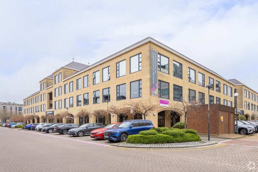 320 Witan Gate W, Milton Keynes for lease - Building Photo - Image 3 of 40