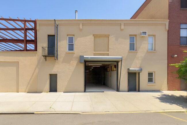 Plus de détails pour 113 8th St, Brooklyn, NY - Bureau, Industriel à louer
