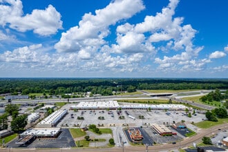 Carriage House Dr, Jackson, TN - AERIAL map view