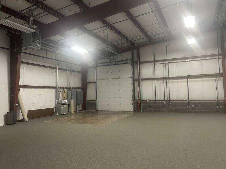 760 Canning Pky, Victor, NY à louer - Photo du bâtiment - Image 3 de 30