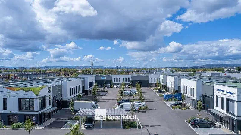 Flex dans Vaulx-en-Velin à louer - Aérien - Image 3 de 10