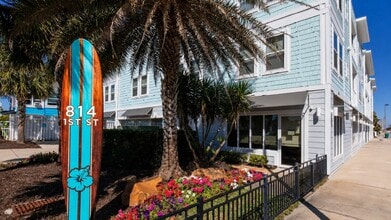 814 1st St, Jacksonville Beach, FL for lease Interior Photo- Image 1 of 5