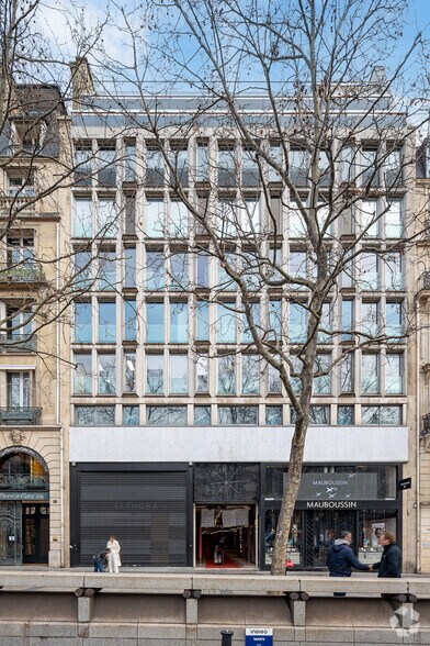 66 Av Des Champs Elysees, Paris à louer - Photo du bâtiment - Image 3 de 17