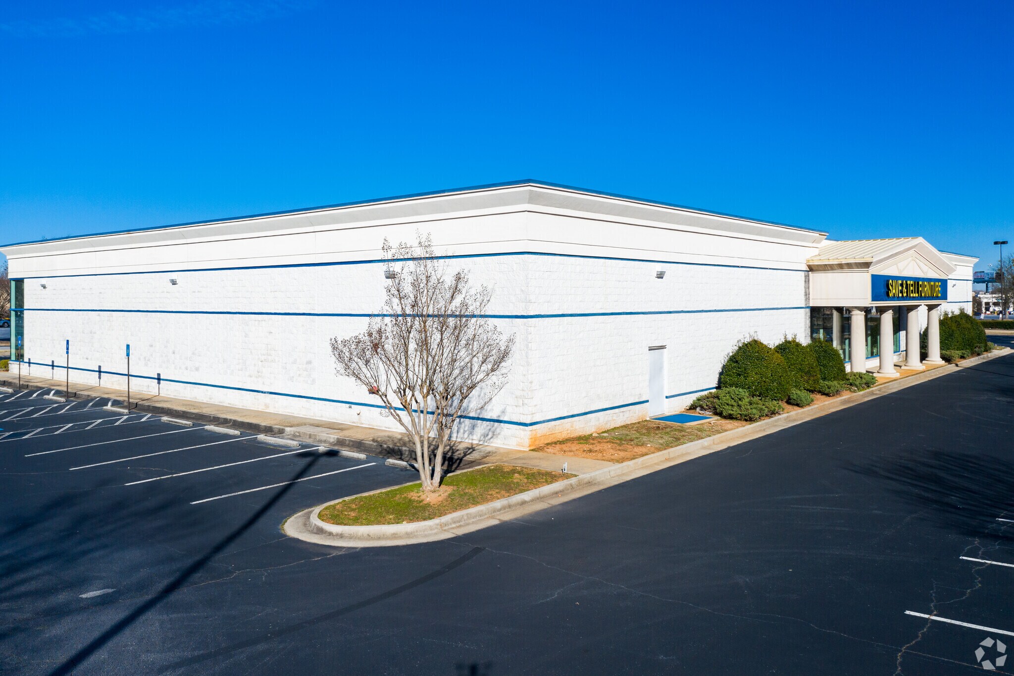 1518 Southlake Pky, Morrow, GA à louer Photo principale- Image 1 de 5