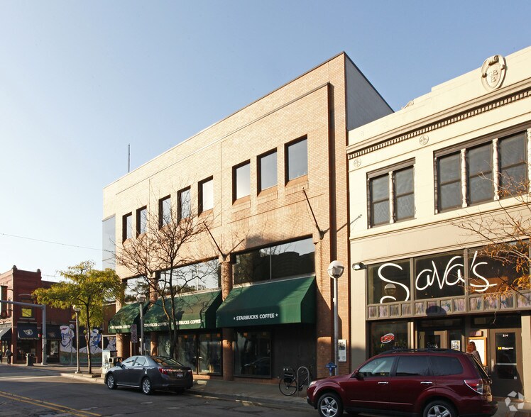 625 E Liberty St, Ann Arbor, MI à louer - Photo du bâtiment - Image 3 de 17