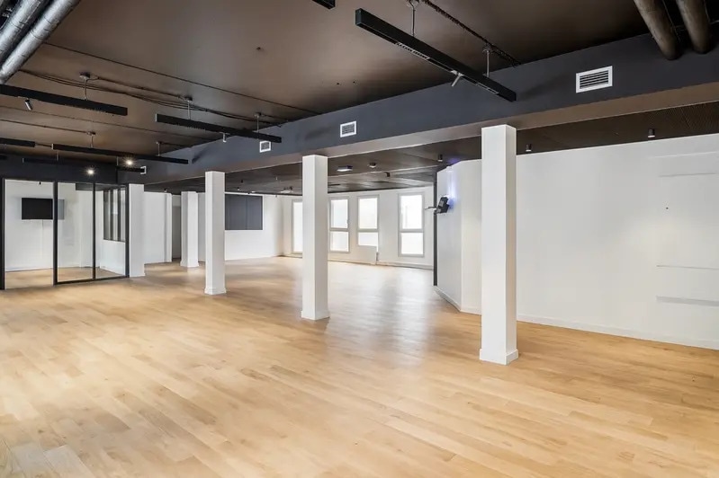 20-22 Rue Des Petits Hôtels, Paris à louer - Photo intérieure - Image 1 de 11